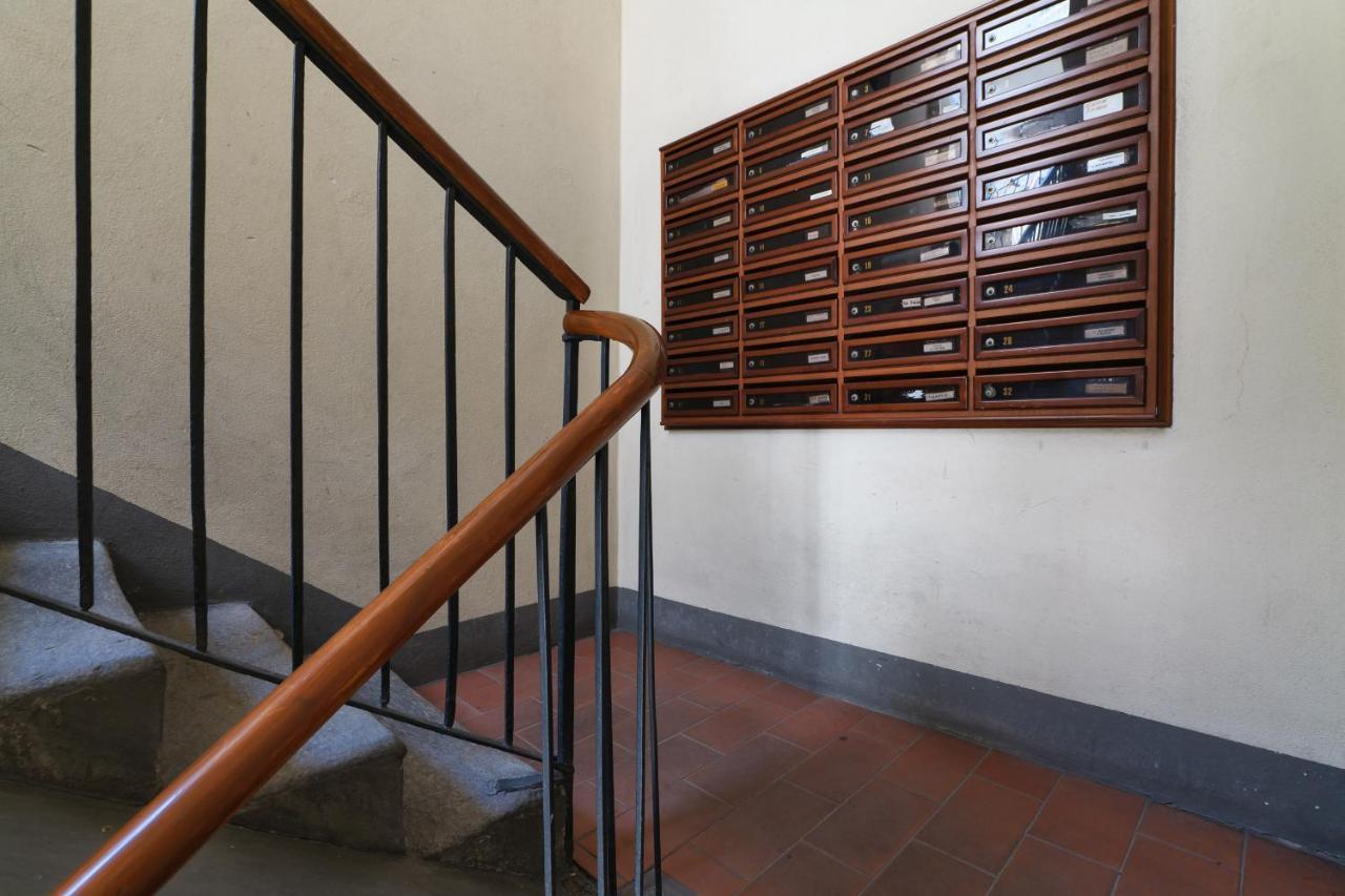 Contempora Apartments - Ampio Monolocale Medici 7 Milan Bagian luar foto
