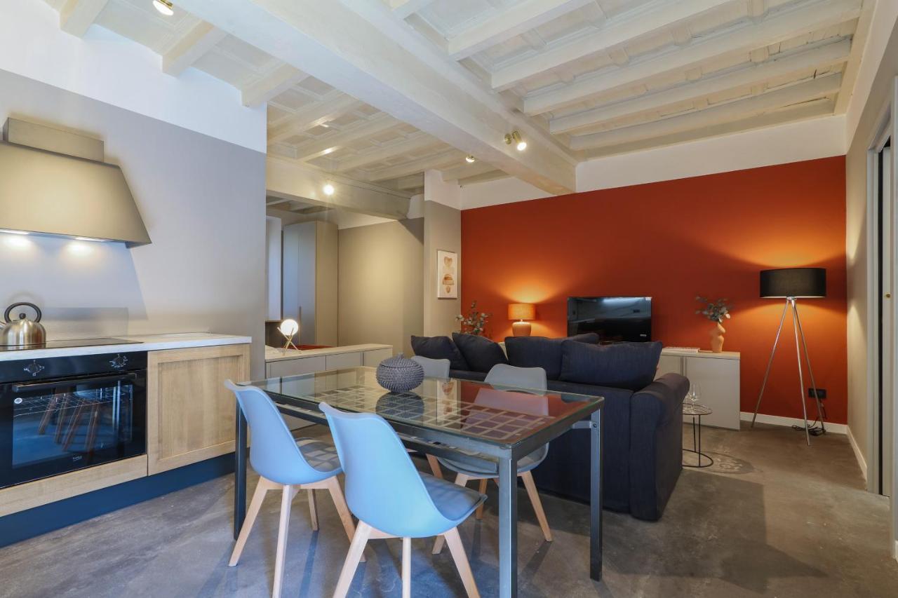 Contempora Apartments - Ampio Monolocale Medici 7 Milan Bagian luar foto