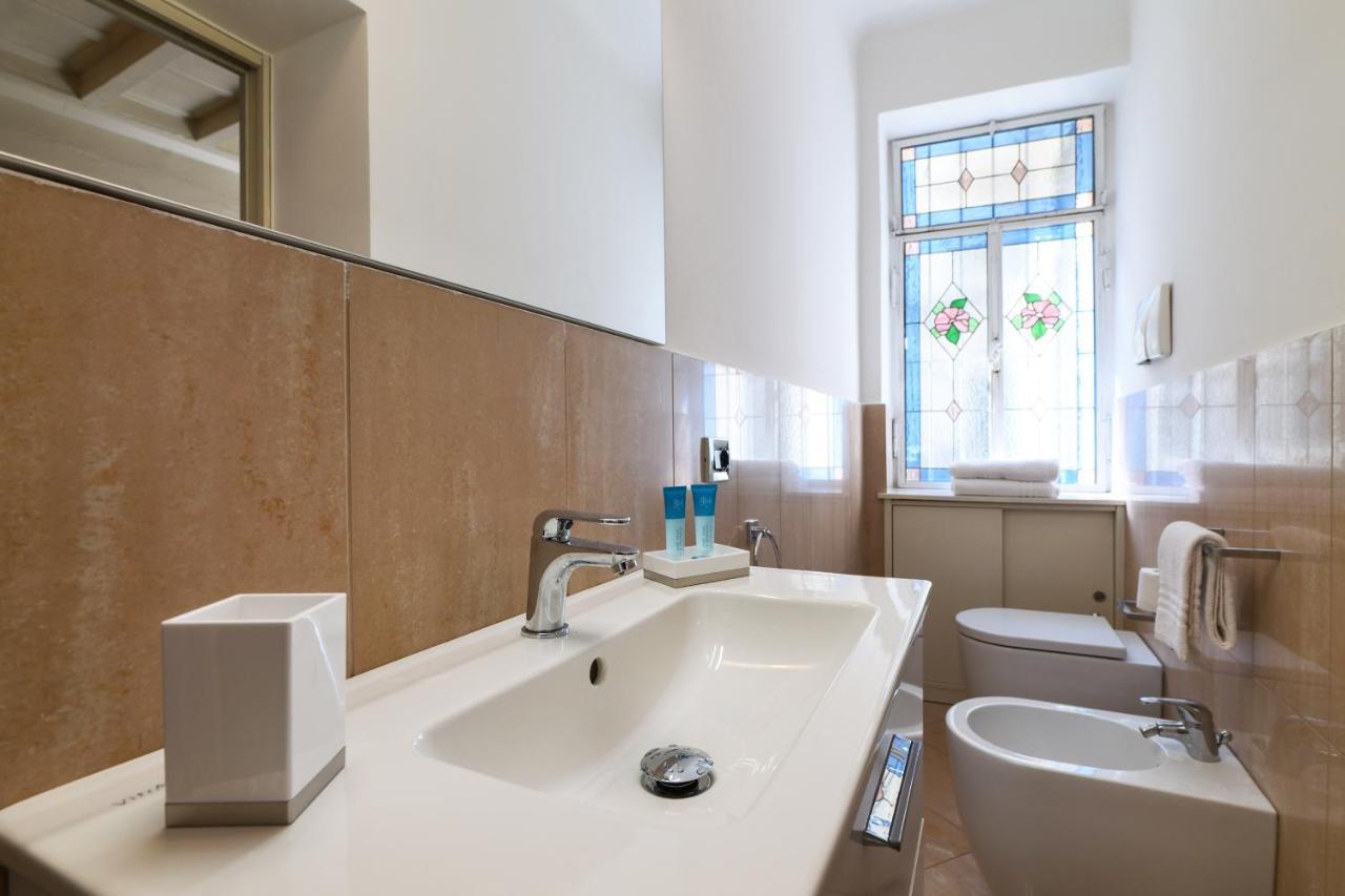 Contempora Apartments - Ampio Monolocale Medici 7 Milan Bagian luar foto