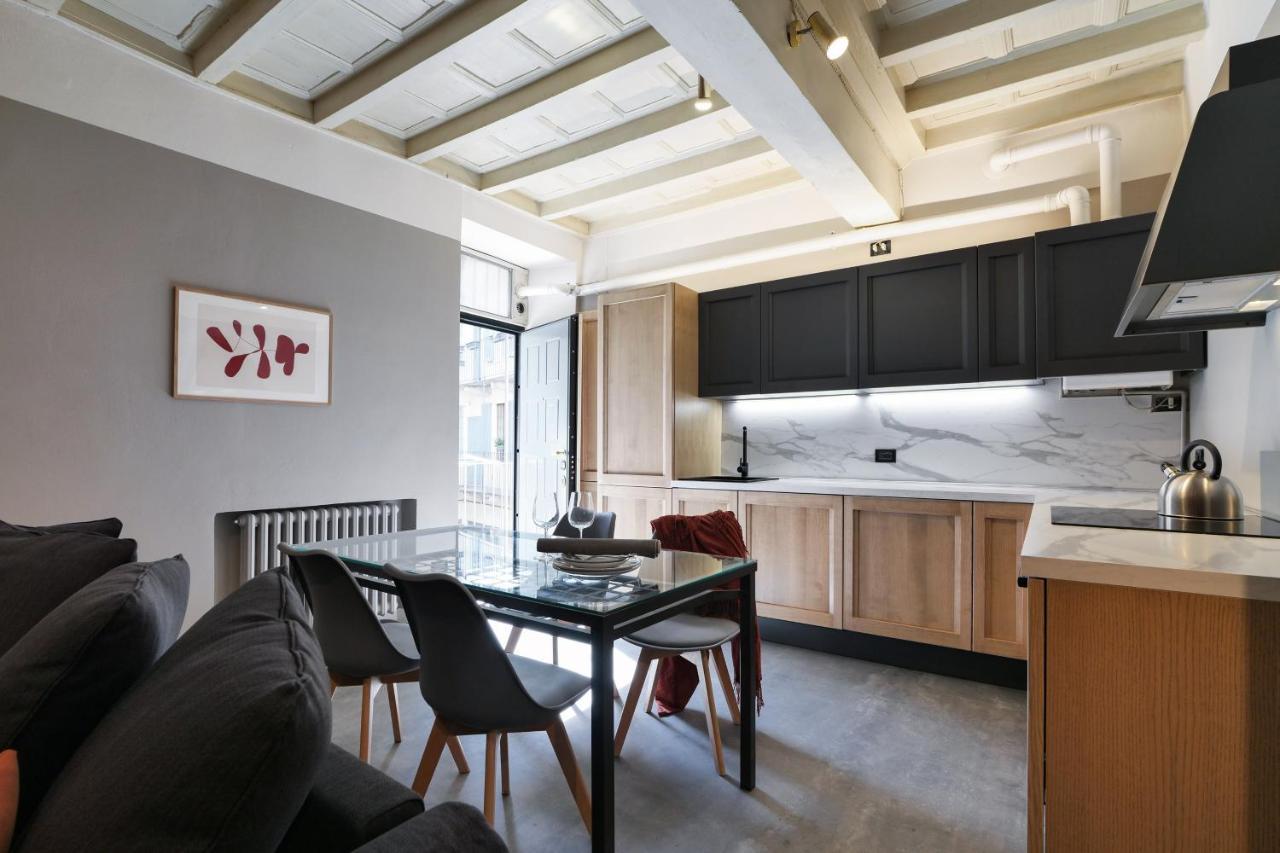 Contempora Apartments - Ampio Monolocale Medici 7 Milan Bagian luar foto